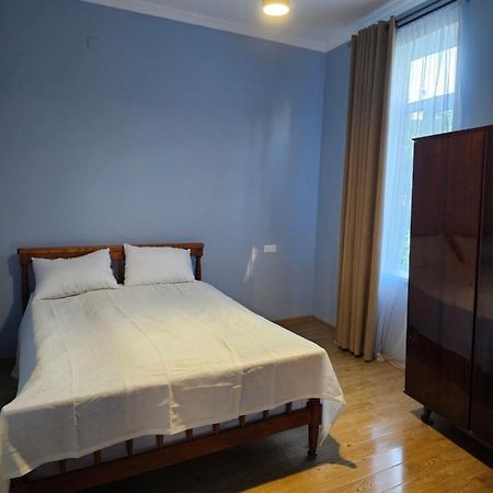 Guest House Mtani Near Colchis Fountain Kutaisi Esterno foto