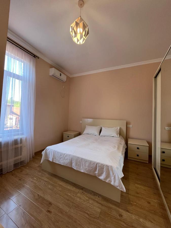 Guest House Mtani Near Colchis Fountain Kutaisi Esterno foto